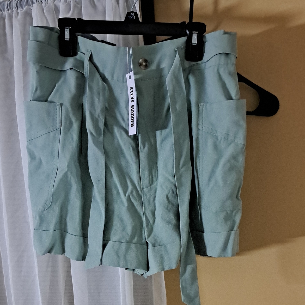 Stylish Mistic Jade Women Shorts